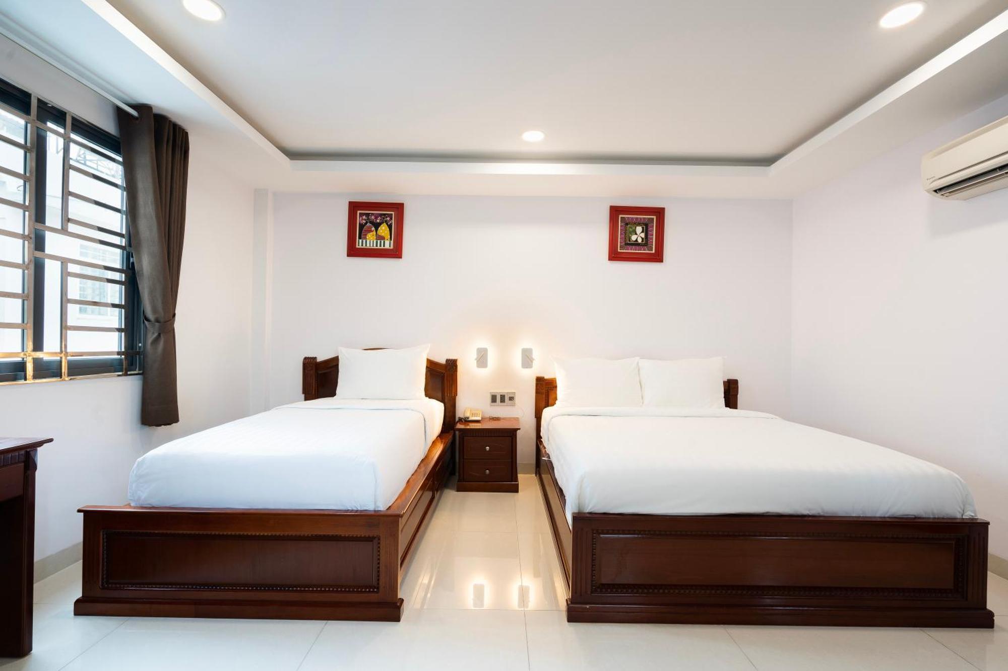 Hoang Luxury Hotel Dist 1 Ho Chi Minh Exterior photo